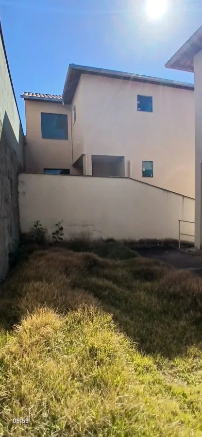 Casa Geminada para Venda, Sabará / MG, bairro Villa Real, 3 dormitórios, sendo 1 suíte, 3 banheiros, 4 vagas de garagem, á