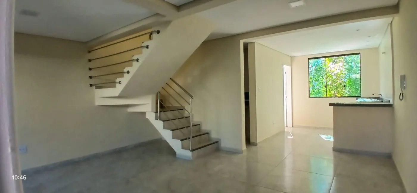 Casa Geminada para Venda, Sabará / MG, bairro Villa Real, 3 dormitórios, 2 banheiros, 2 vagas de garagem
