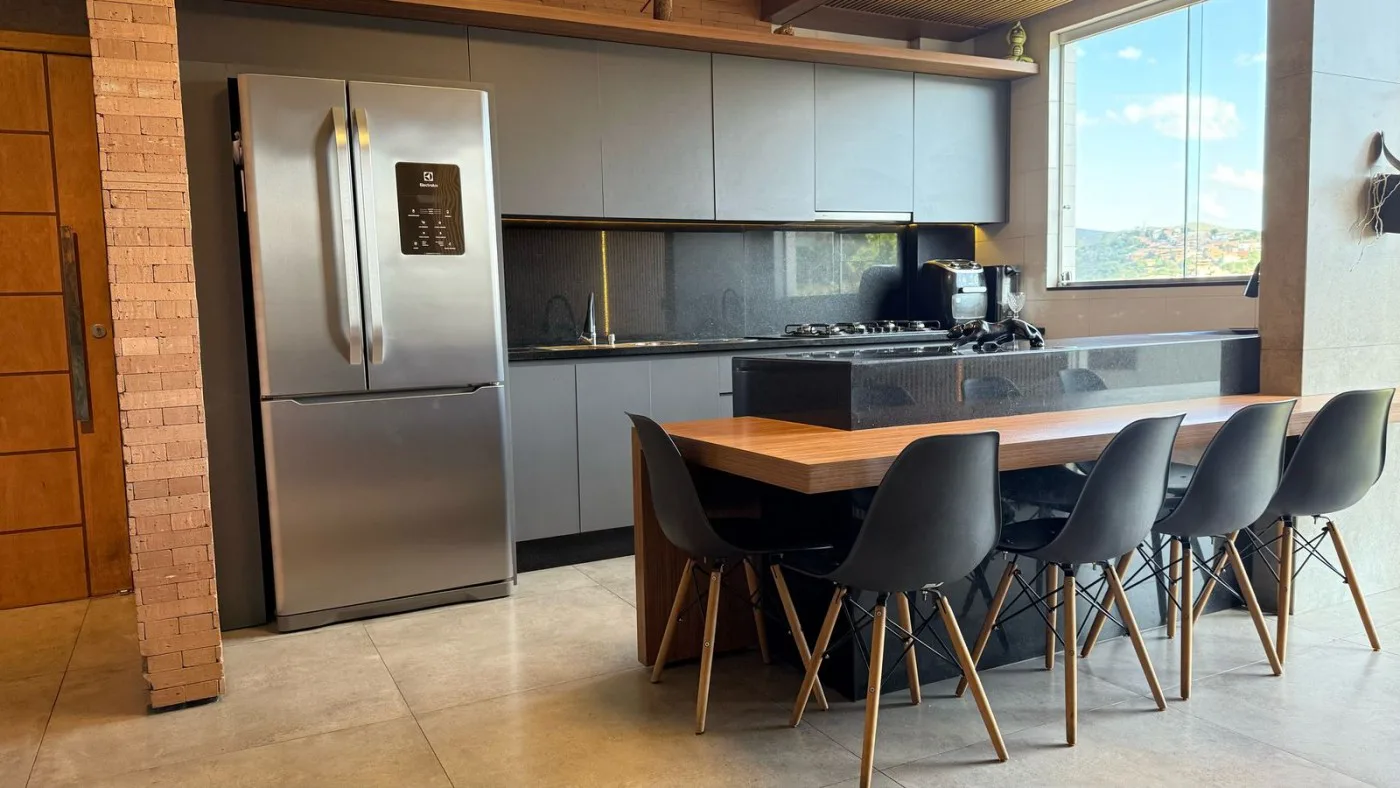Apartamento para Venda, bairro Villa Real, 2 dormitórios, sendo 1 suíte, 2 banheiros, 2 vagas