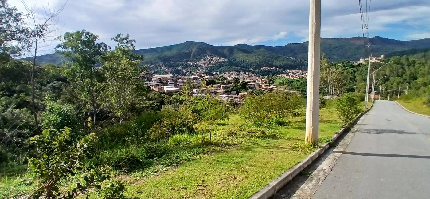 Lote para Venda, Sabará / MG, bairro Serranos, terreno 827,10 m²
