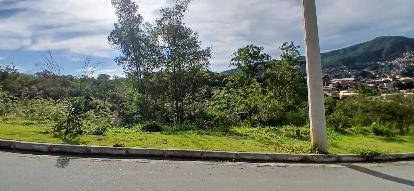 Lote para Venda, Sabará / MG, bairro Serranos, terreno 827,10 m²