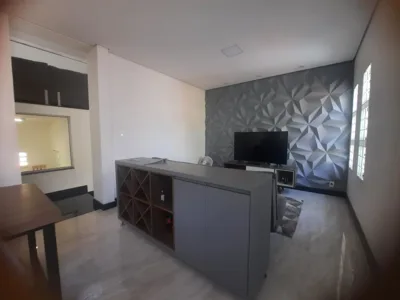Casa para Venda, Sabará / MG, bairro Villa Real, 2 dormitórios, sendo 1 suíte, 3 banheiros, 10 vagas de garagem, área co