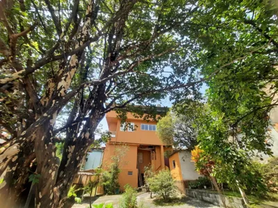 Casa para Venda, Sabará / MG, bairro Campo Santo Antônio, 7 dormitórios, sendo 2 suítes, 5 banheiros, 2 vagas de garagem