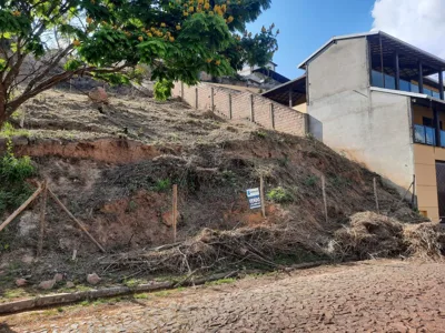 Lote para Venda, Sabará / MG, bairro Villa Real, terreno 372,70 m²