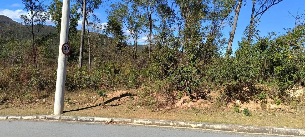 Lote para Venda, Sabará / MG, bairro Serranos, terreno 355,66 m²