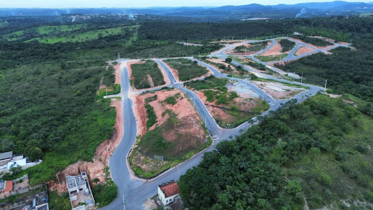 Loteamento para Venda, Divinópolis / MG, bairro Maria Helena, terreno 200 m²